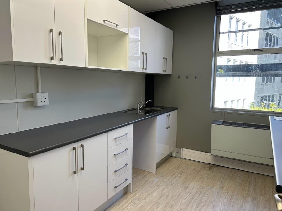 To Let commercial Property for Rent in Rondebosch Western Cape